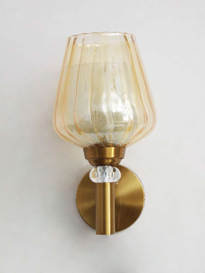 petal-shaped amber gold glass wall light - 22299125 -  Standard Image - 3