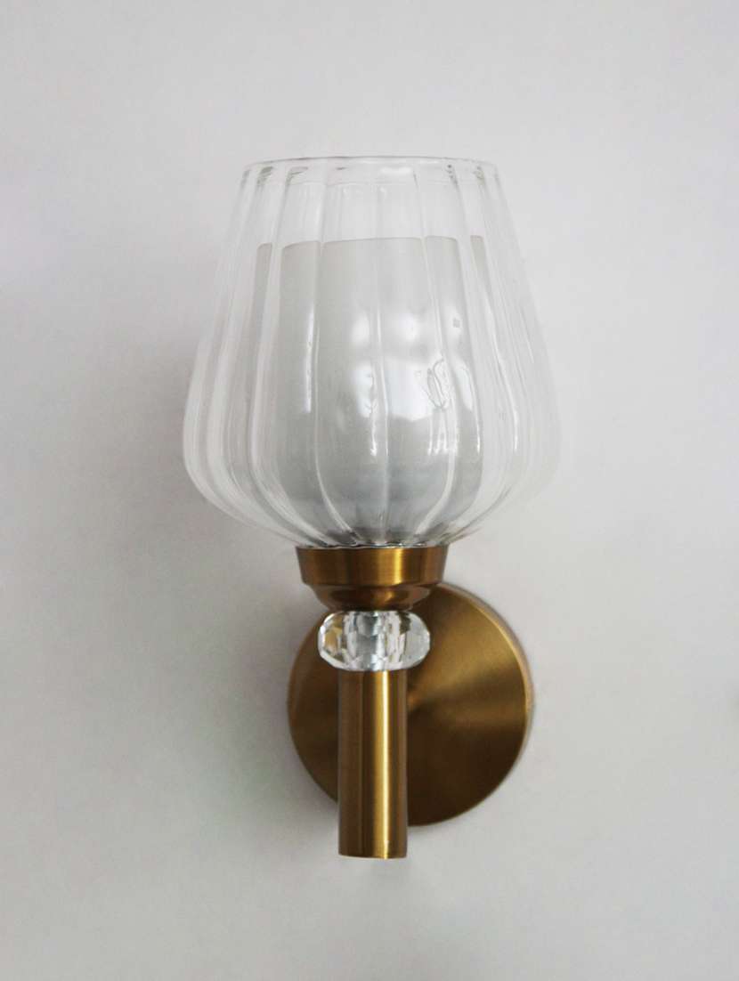 petal-shaped clear modern glass wall light - 22299165 -  Standard Image - 3