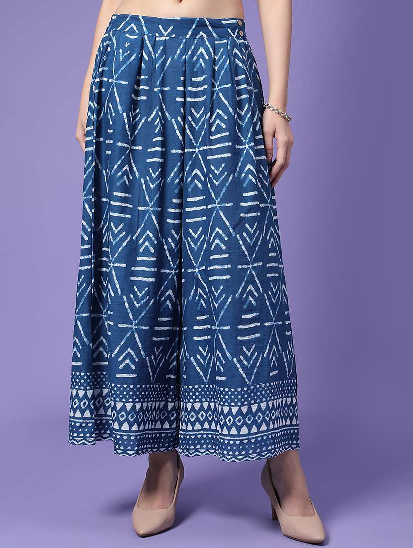 women printed mid rise flared maxi skirt