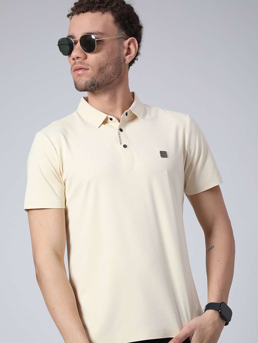 men's beige seamless polo-t-shirt with tonal stitching  slim fit breathable stretch