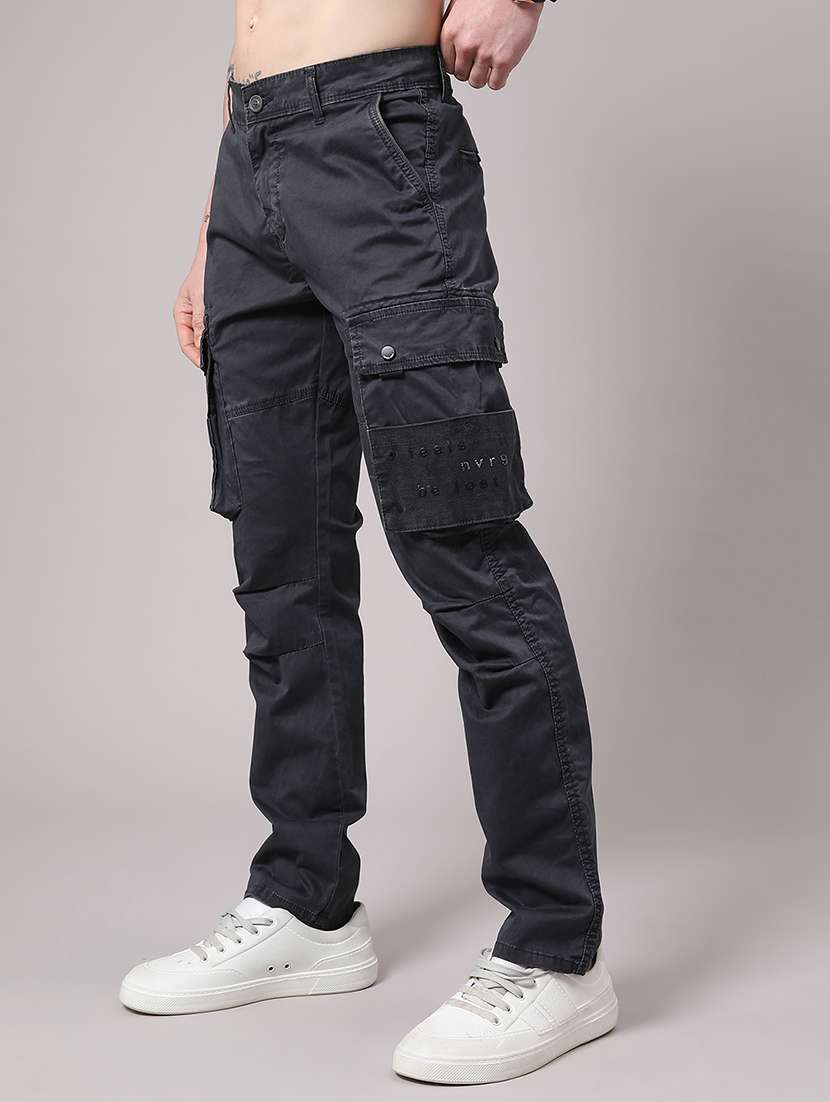 men solid mid rise regular fit cargo 
