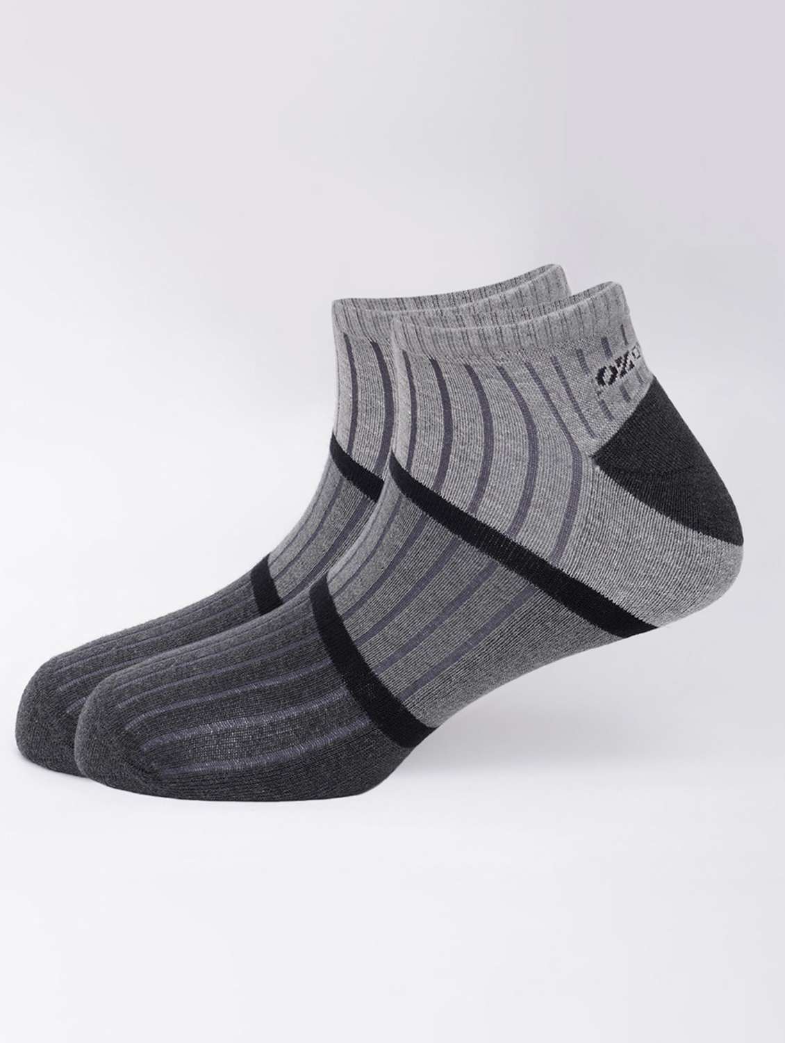 men printed ankle length socks