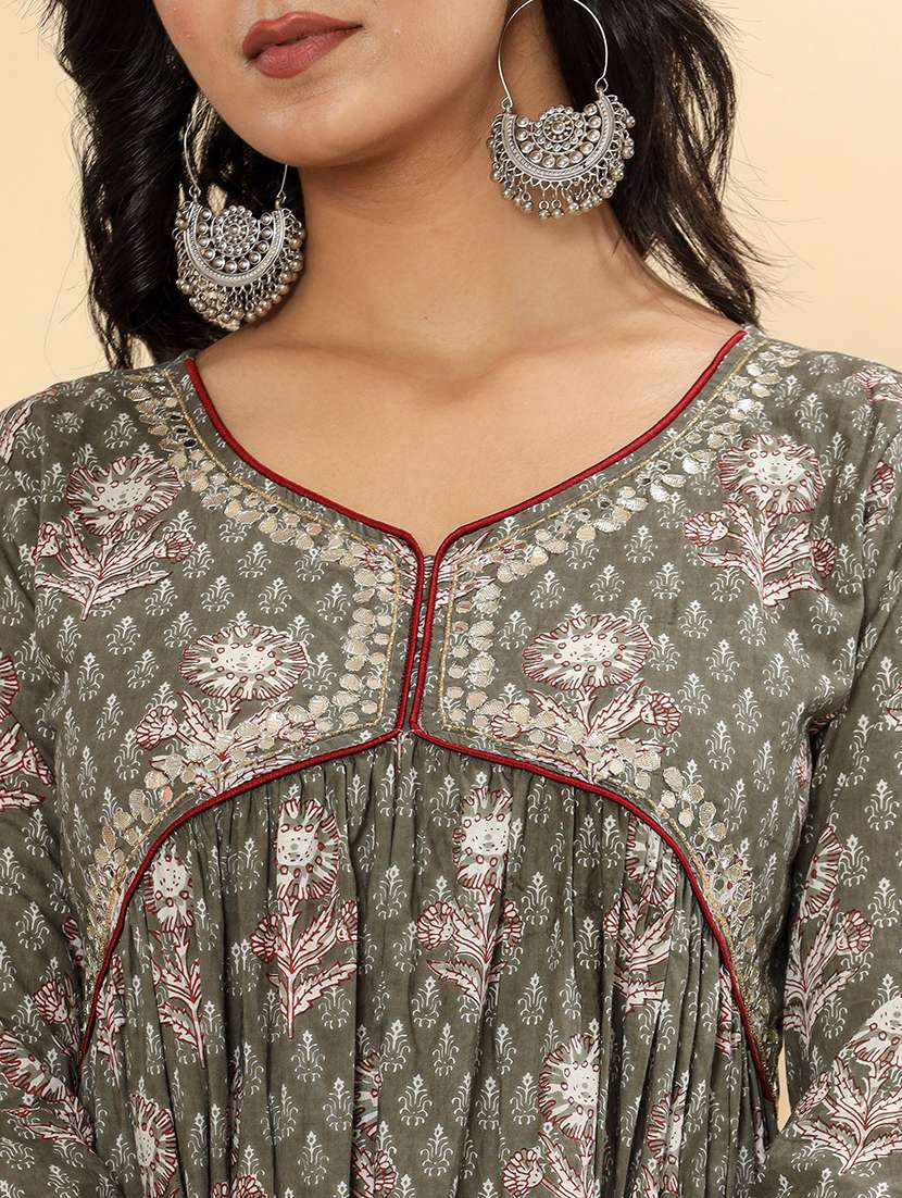 women printed three quarter sleeve ethnic dress - 22300355 -  Standard Image - 5