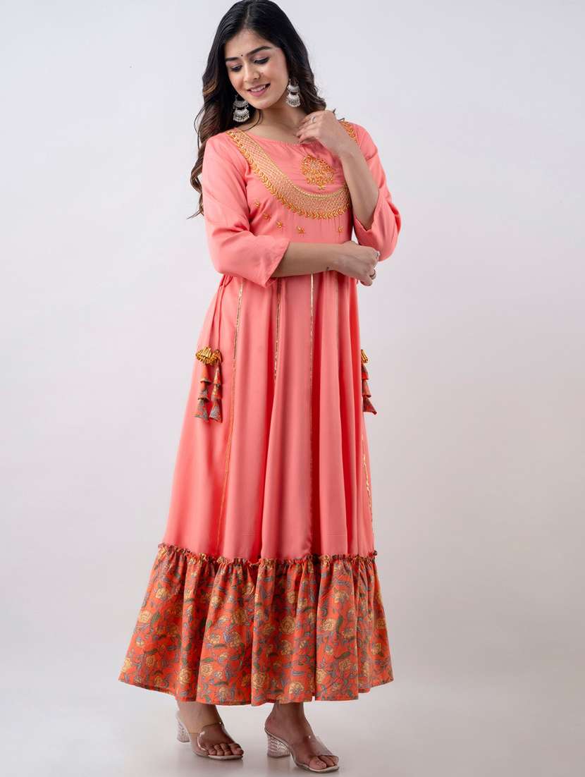 women printed three quarter sleeve ethnic dress - 22300359 -  Standard Image - 3