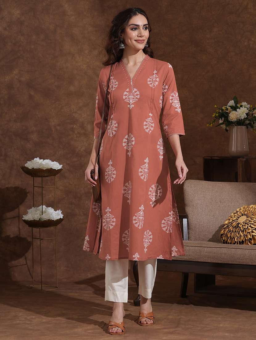 women printed three quarter sleeve a-line kurta