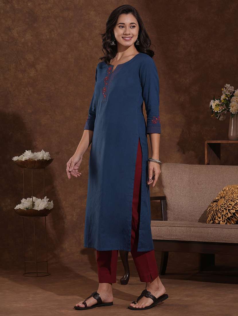 women solid three quarter sleeve straight kurta - 22300548 -  Standard Image - 3