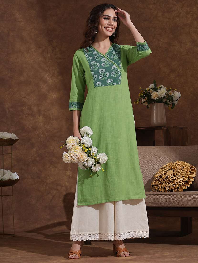 women floral three quarter sleeve straight kurta