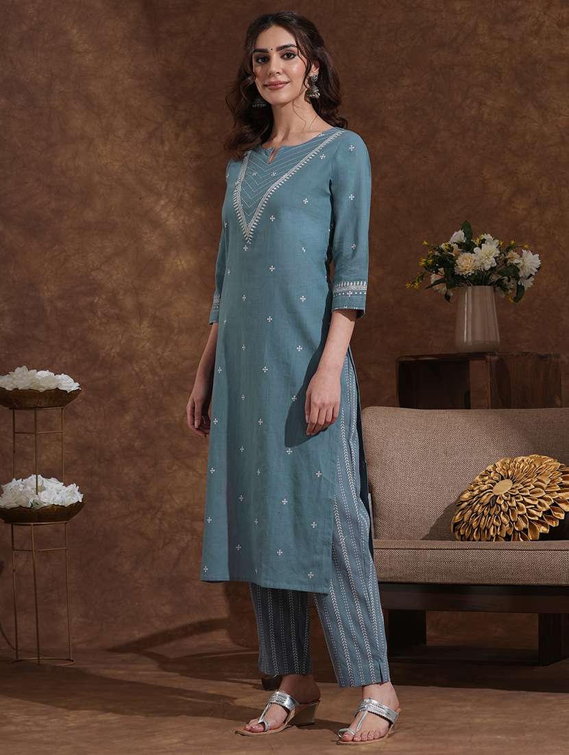 women solid with work notch neck kurta pant with dupatta set  - 22300565 -  Standard Image - 3