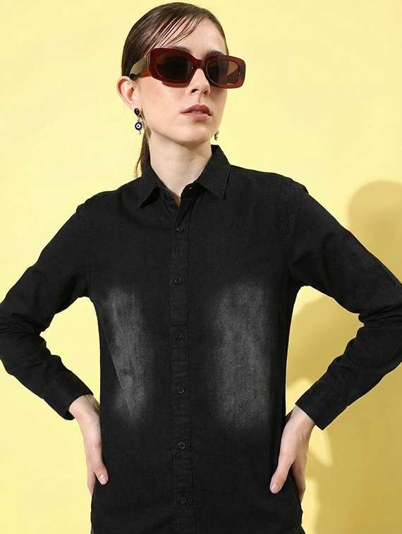 women solid collared long sleeve denim shirt