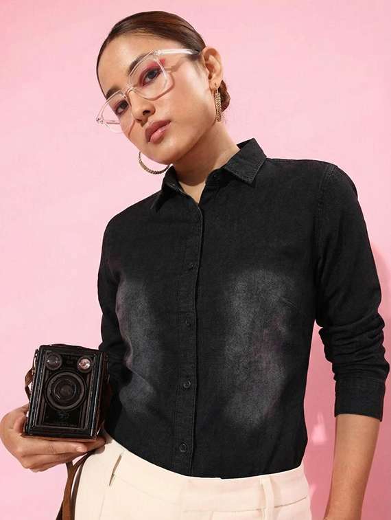 women solid collared long sleeve denim shirt