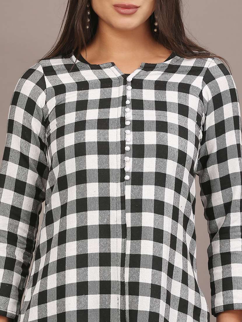 women checkered three quarter sleeve woolen kurta - 22301688 -  Standard Image - 5