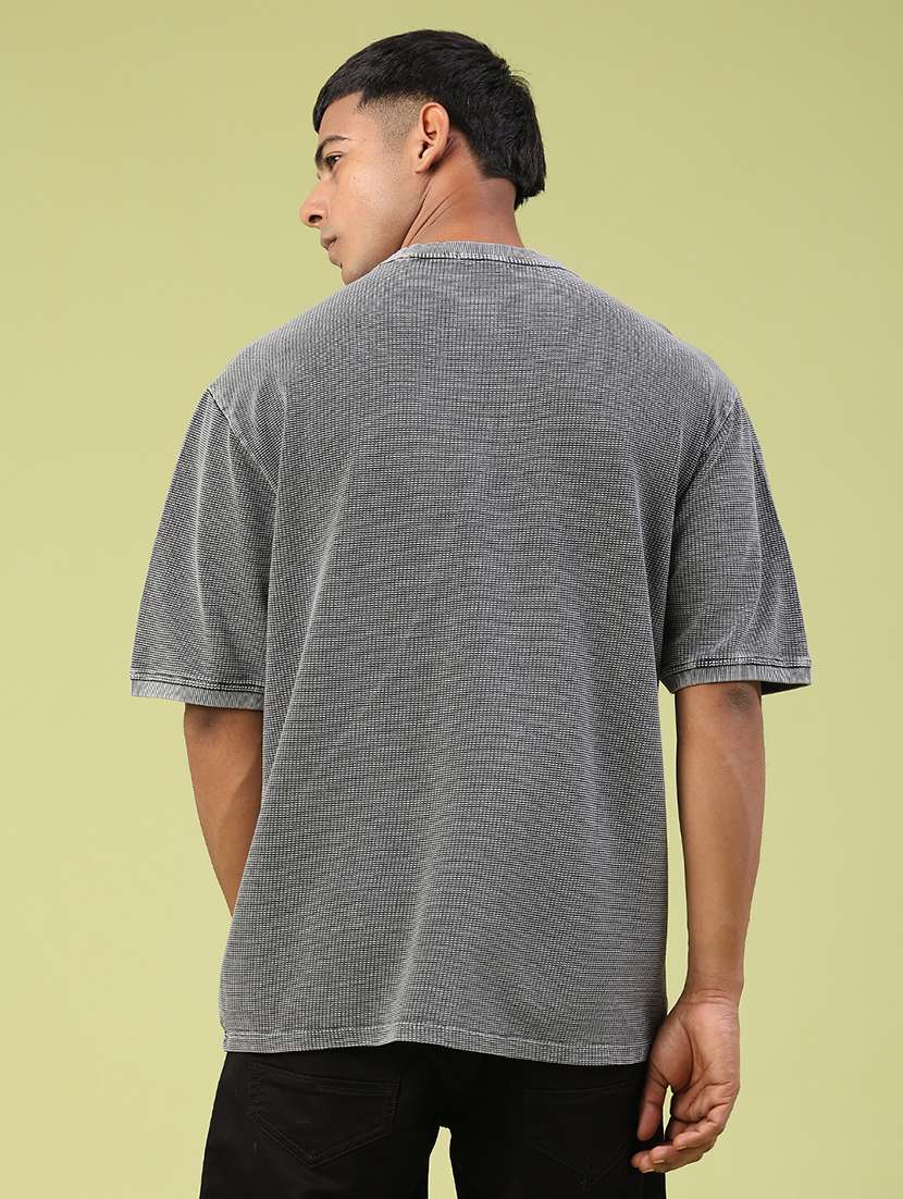 men self design short sleeve loose fit t-shirt - 22302295 -  Standard Image - 3