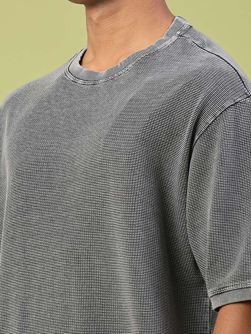 men self design short sleeve loose fit t-shirt - 22302295 -  Standard Image - 5