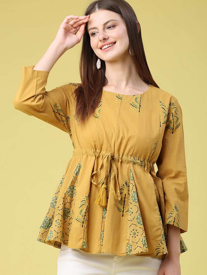 women printed three quarter sleeves peplum top