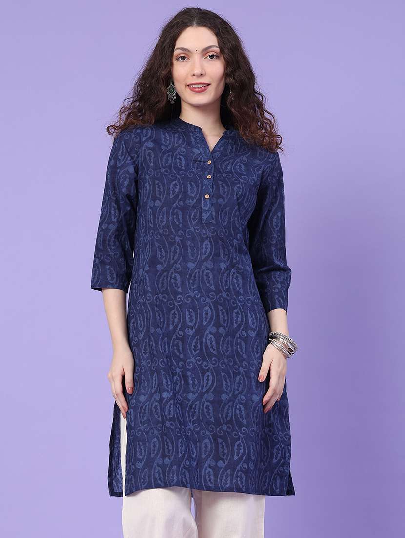 women printed three quarter sleeves straight kurta