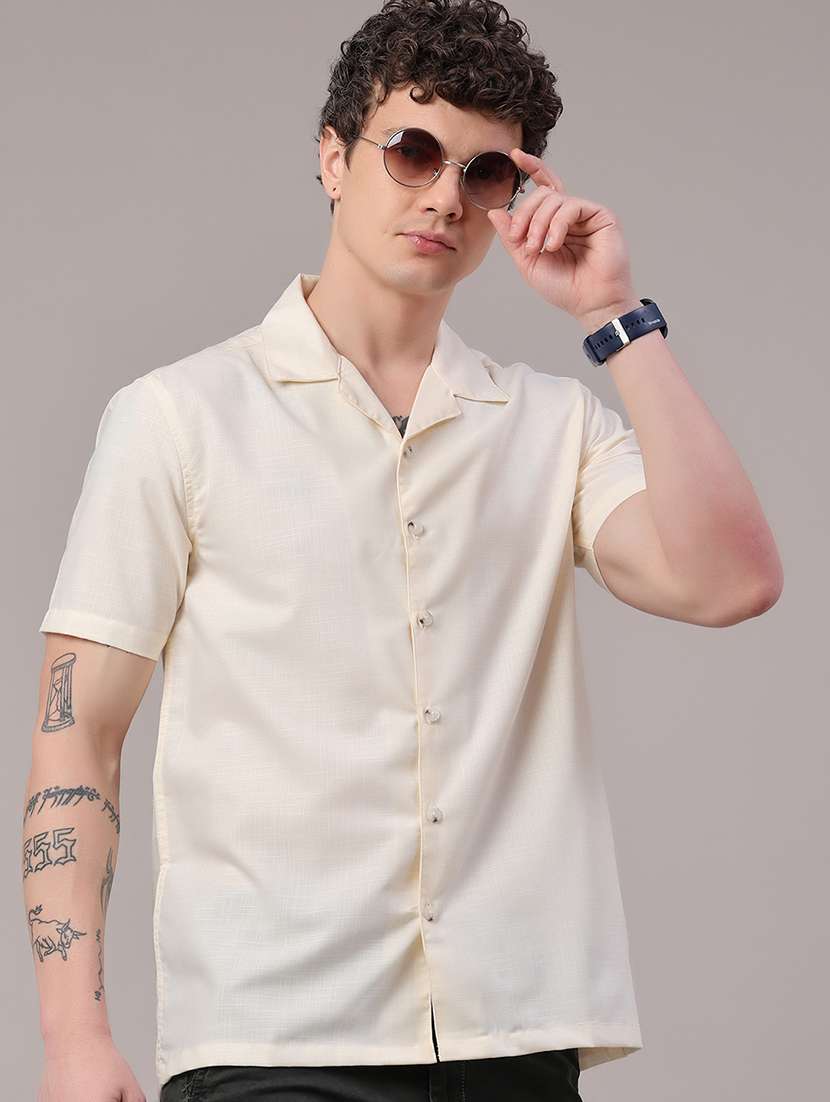 men solid short sleeves casual shirt