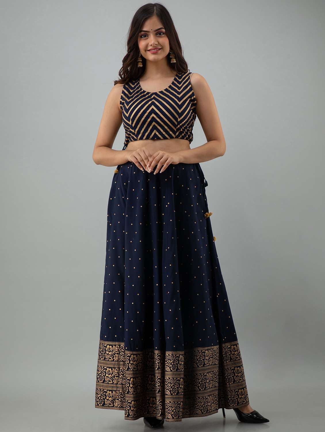 women printed three quarter sleeve kurta skirt with crop top set - 22303172 -  Standard Image - 3