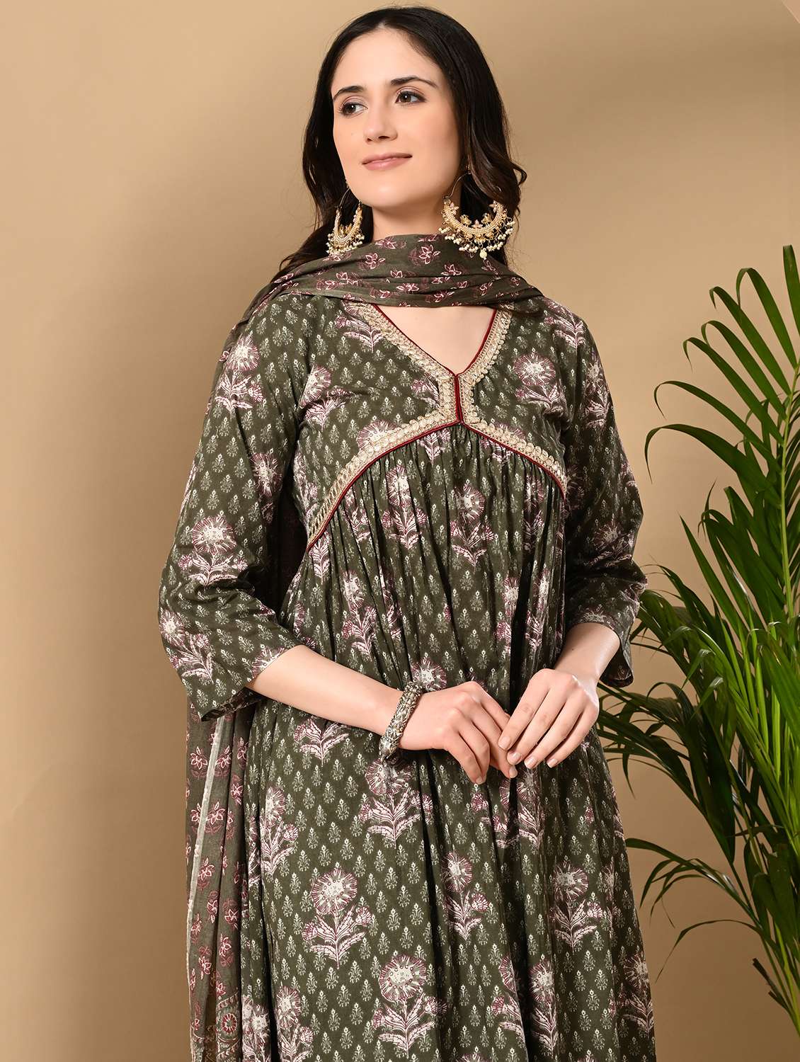 women floral printed three quarter sleeve kurta salwar with dupatta set - 22303173 -  Standard Image - 5
