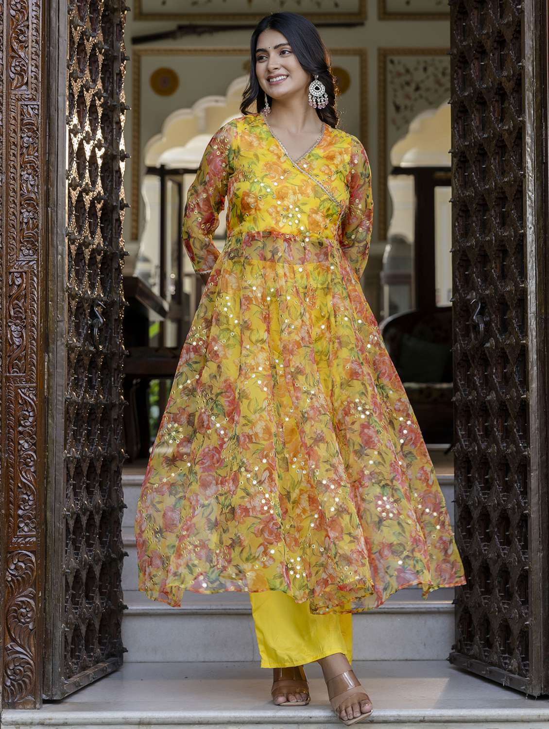 women floral three quarter sleeve kurta pant with dupatta set - 22303178 -  Standard Image - 5