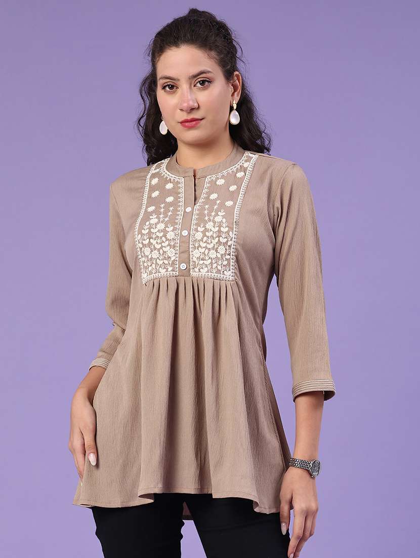 women self design flared short kurti
