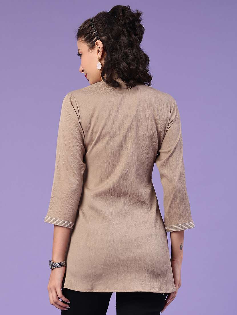 women self design flared short kurti - 22304079 -  Standard Image - 3