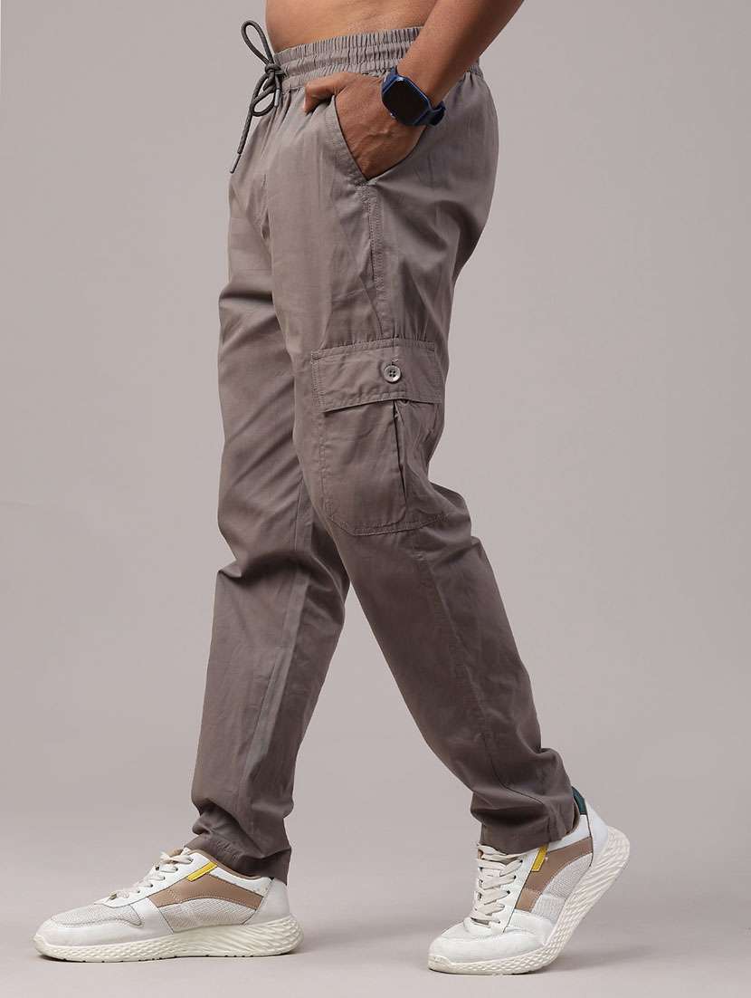 men solid mid rise regular fit cargo  - 22304086 -  Standard Image - 3