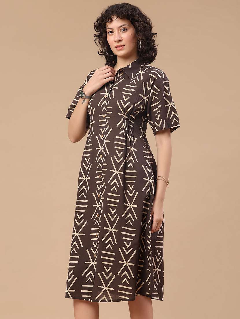 women printed short sleeves a-line dress - 22304216 -  Standard Image - 3