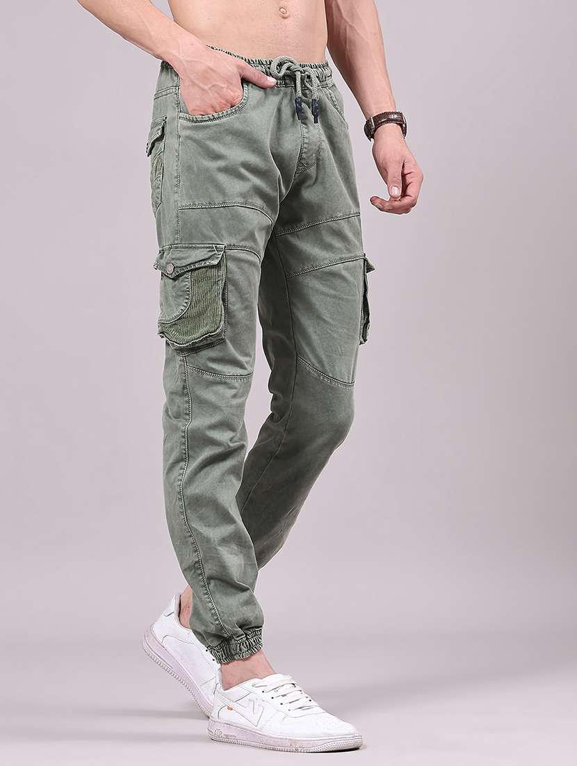 men solid mid rise regular fit jogger