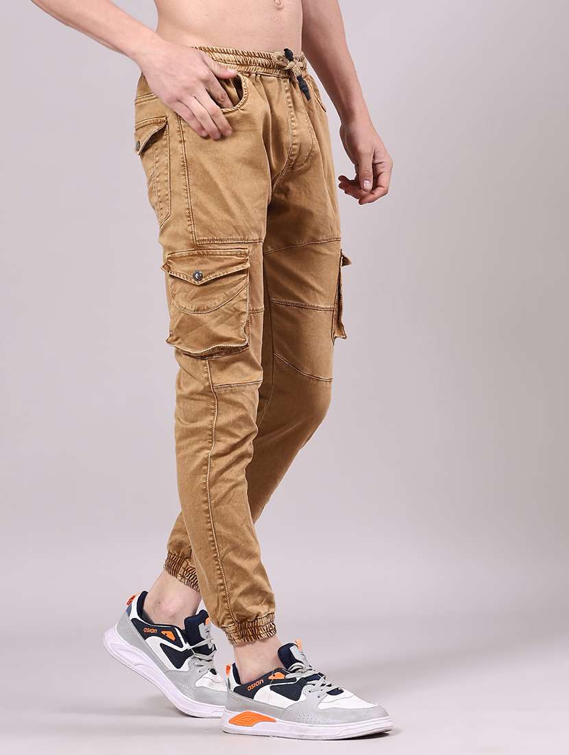 men solid mid rise regular fit jogger
