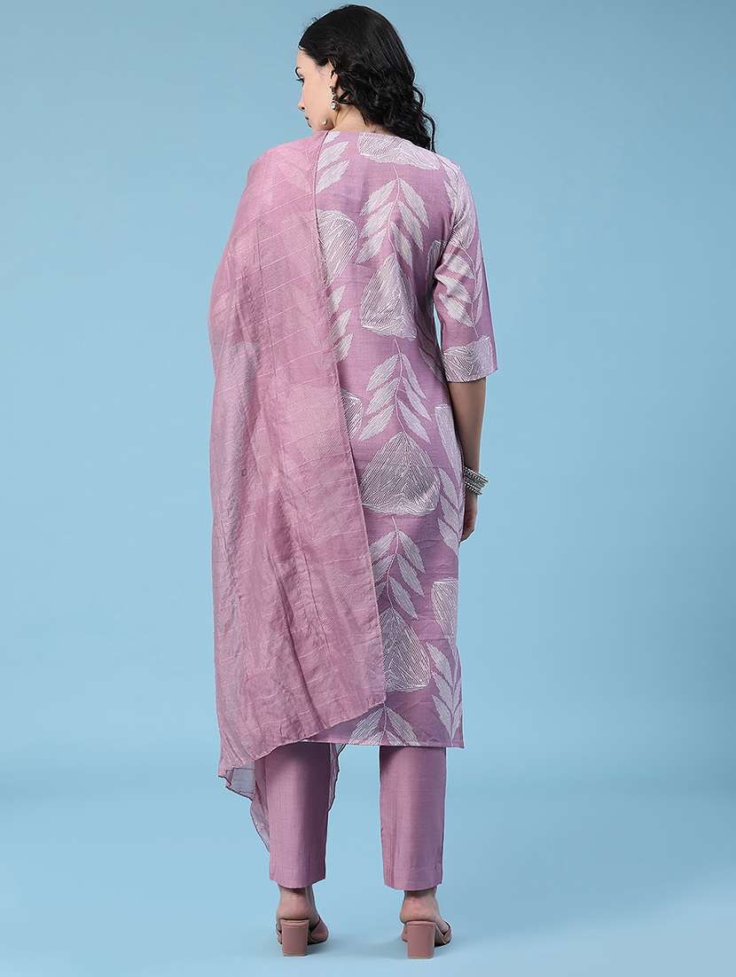 Women Printed Three Quarter Sleeves Kurta Pant Set With Dupatta - 22304777 -  Standard Image - 3