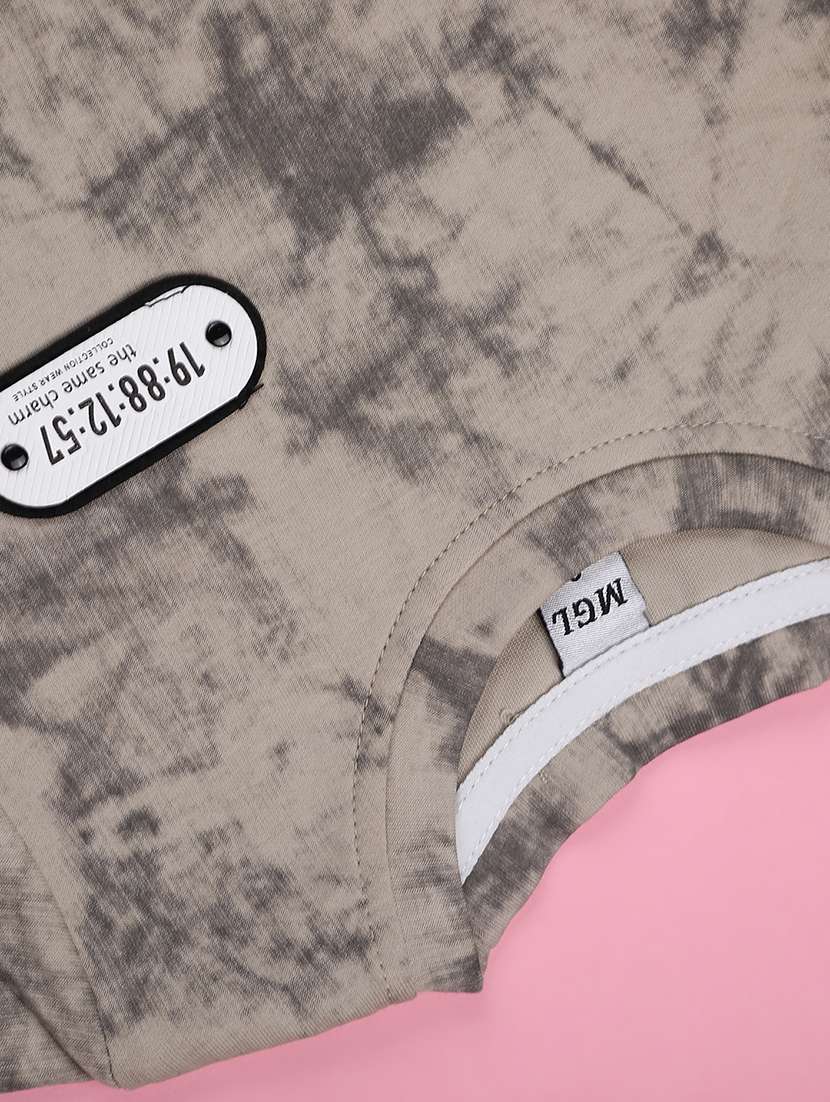 boys printed short sleeve t-shirt & shorts co-ords set - 22305244 -  Standard Image - 3