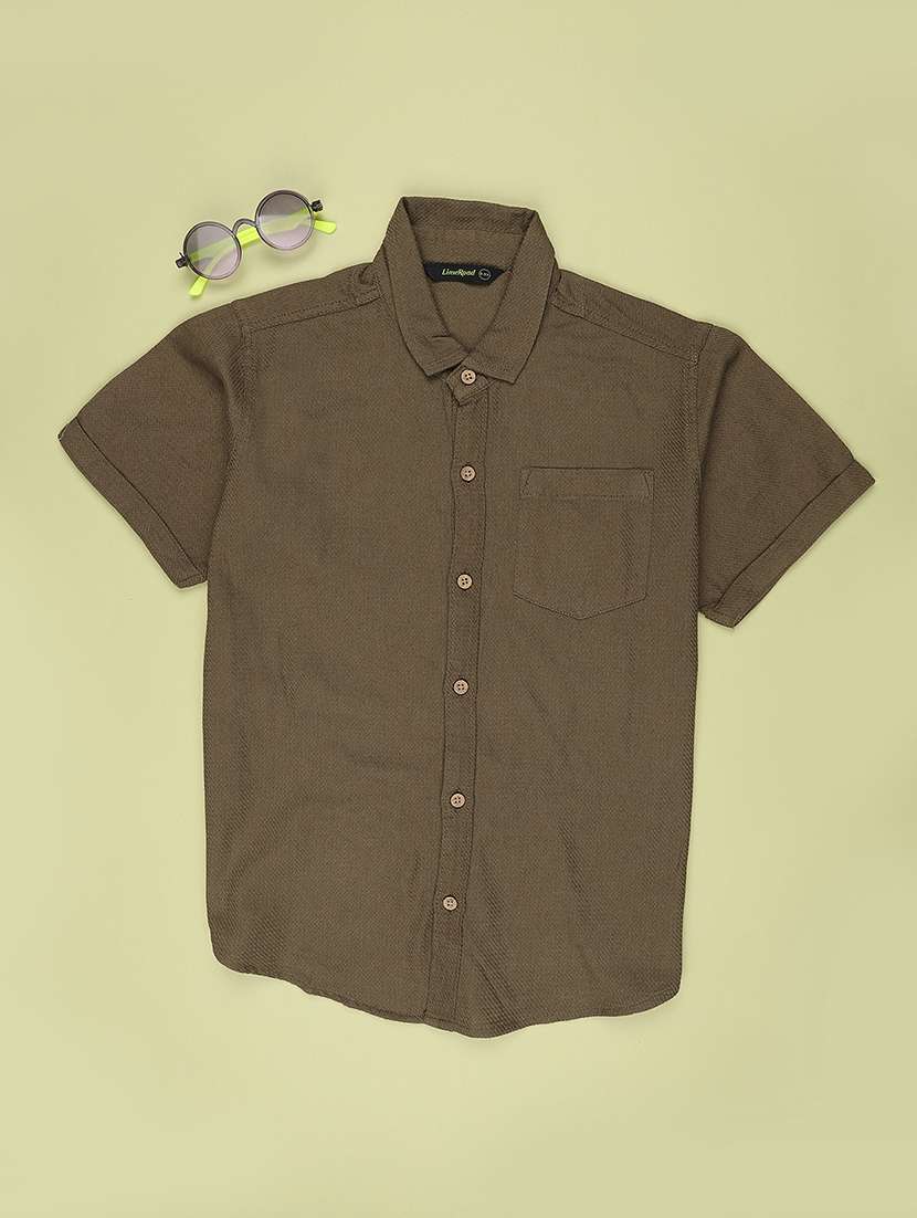 boys self design short sleeves regular fit shirt