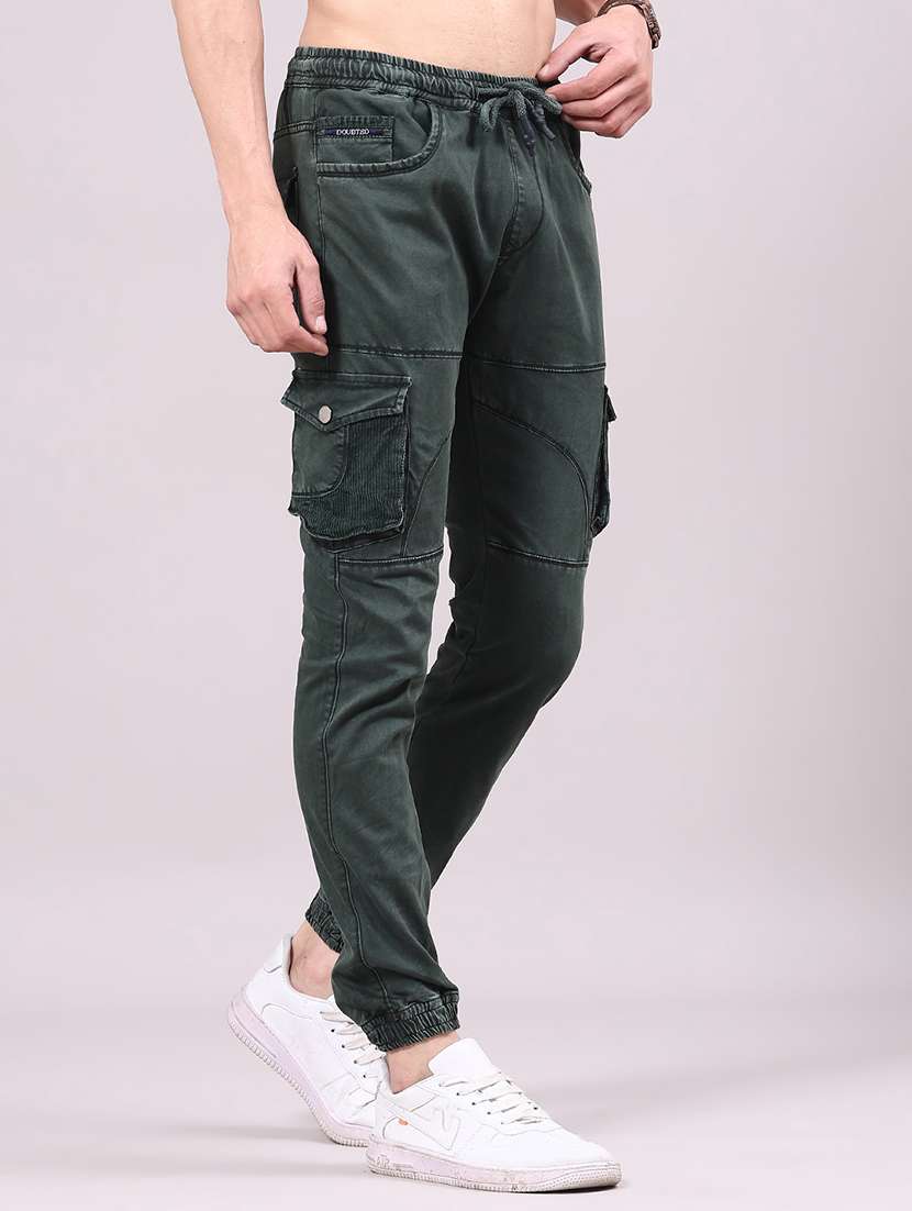 men solid mid rise regular fit jogger