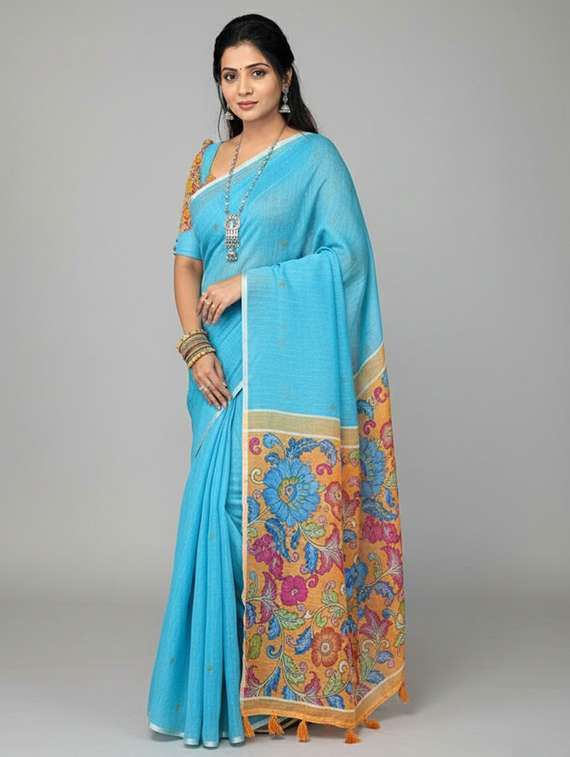 women printed casual wear saree with blouse