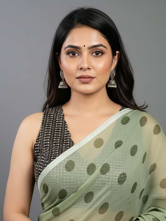 women printed casual wear saree with blouse - 22305965 -  Standard Image - 3