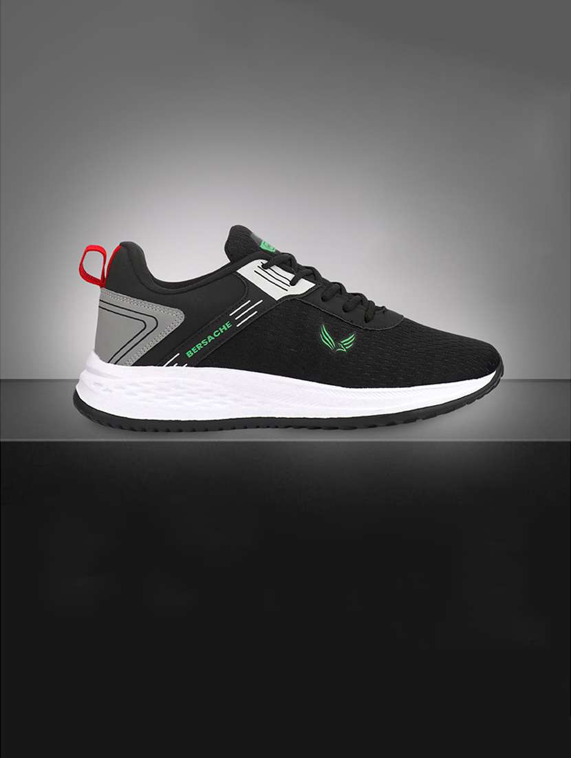 men black lace up sport shoe