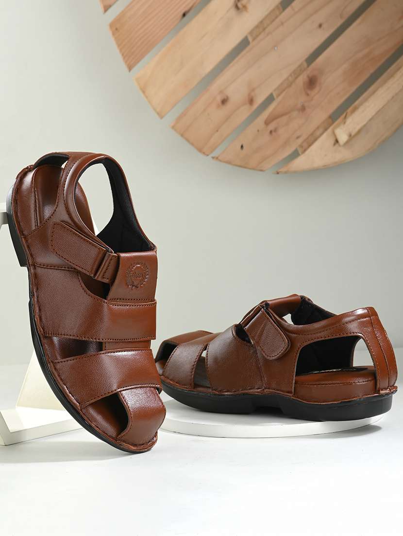 men solid back strap sandal