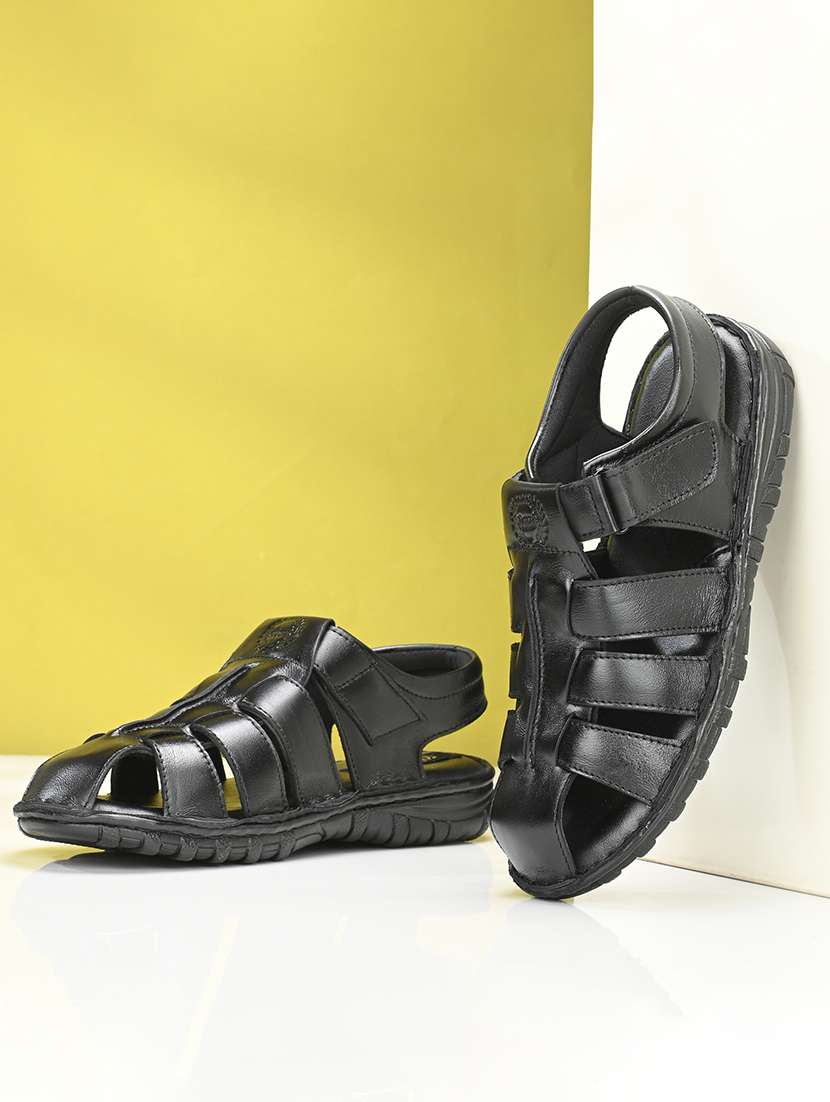 men solid back strap sandal