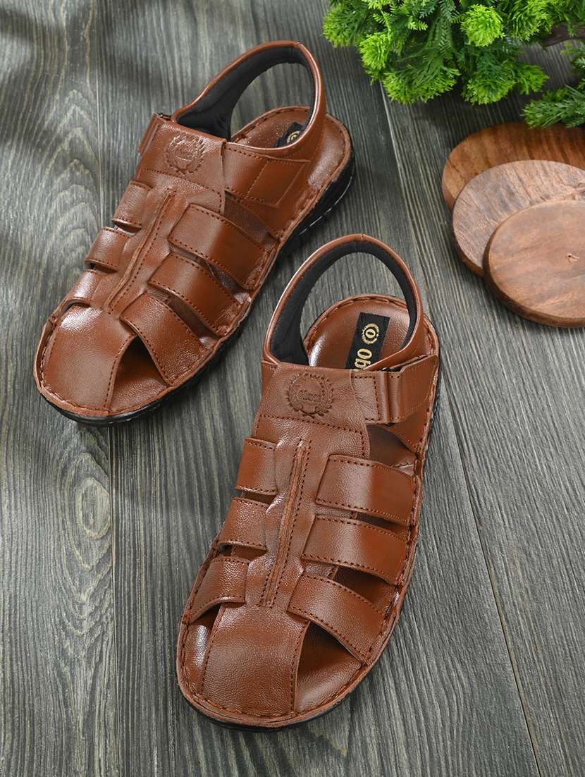 men solid back strap sandal