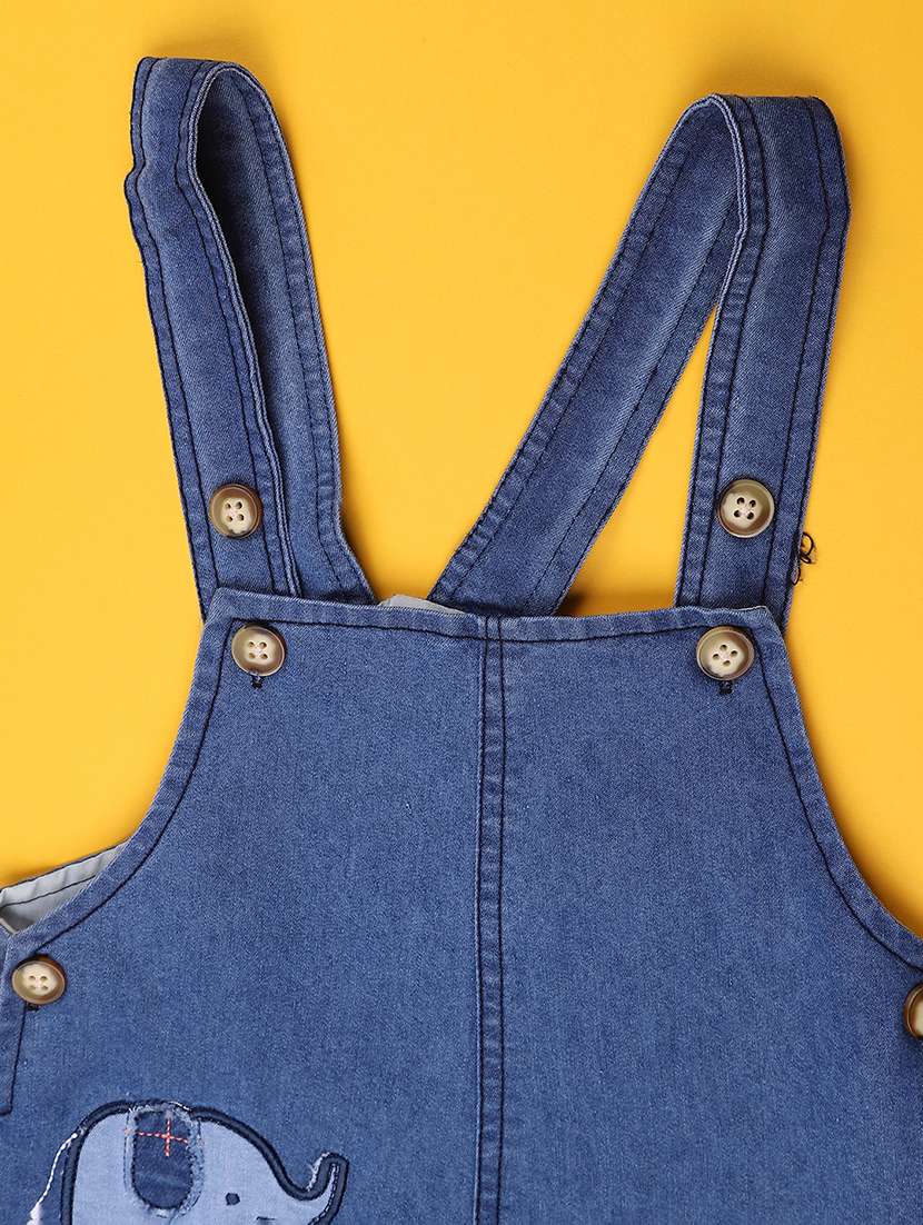 boys printed round neck t-shirt and dungaree set - 22307018 -  Standard Image - 3