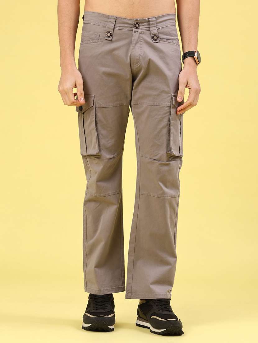 men solid mid rise regular fit cargo 