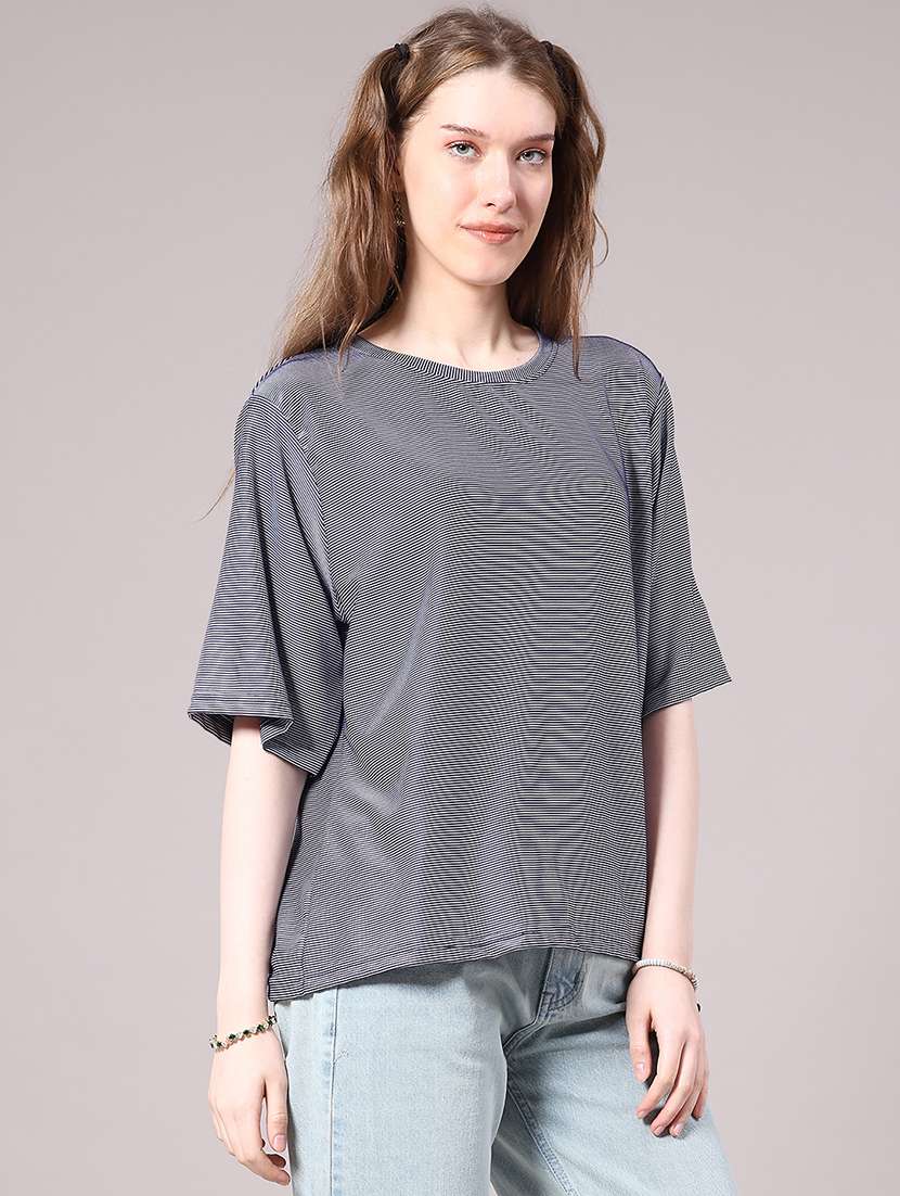 women striped short sleeve oversized t-shirt - 22307433 -  Standard Image - 3