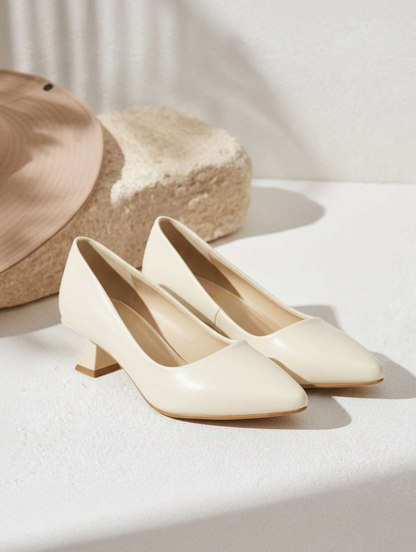 women solid slip on pump