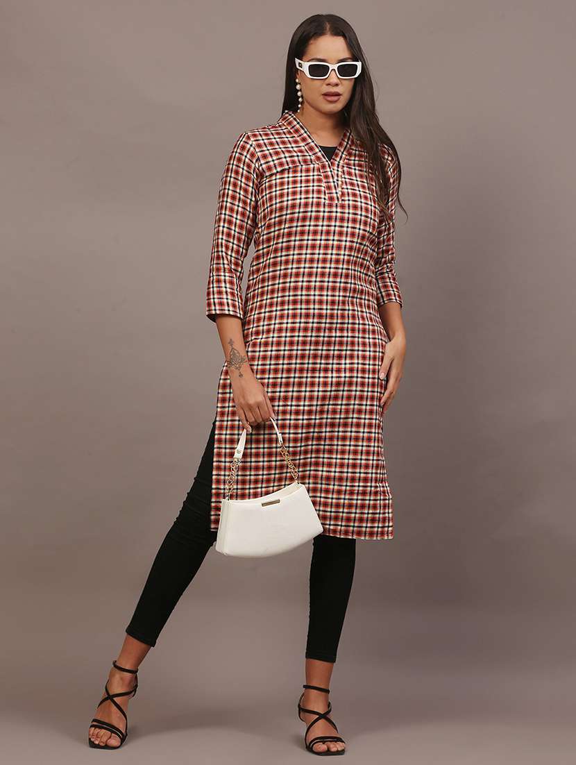 women checkered three quarter sleeve kurta