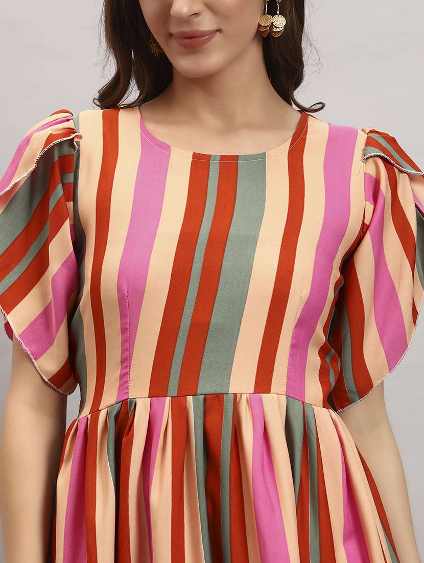 women printed short sleeve tiered dress - 22307709 -  Standard Image - 3