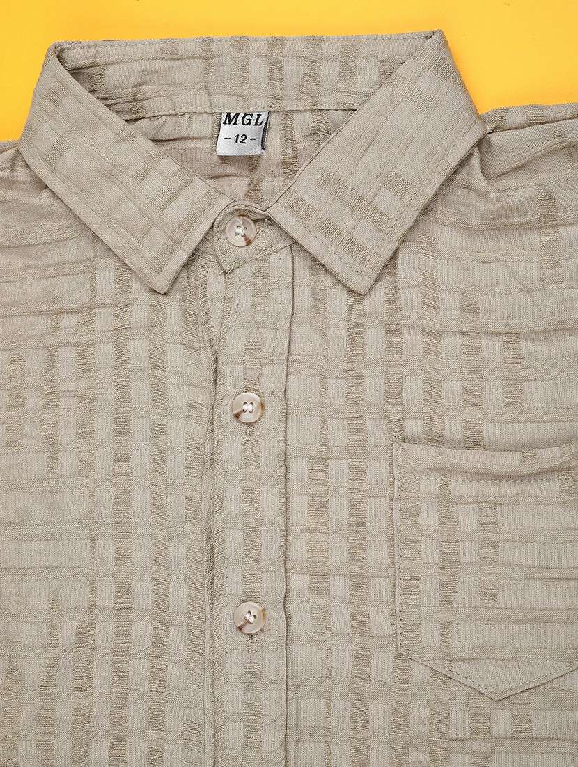 boys collared short sleeve shirt - 22309863 -  Standard Image - 3