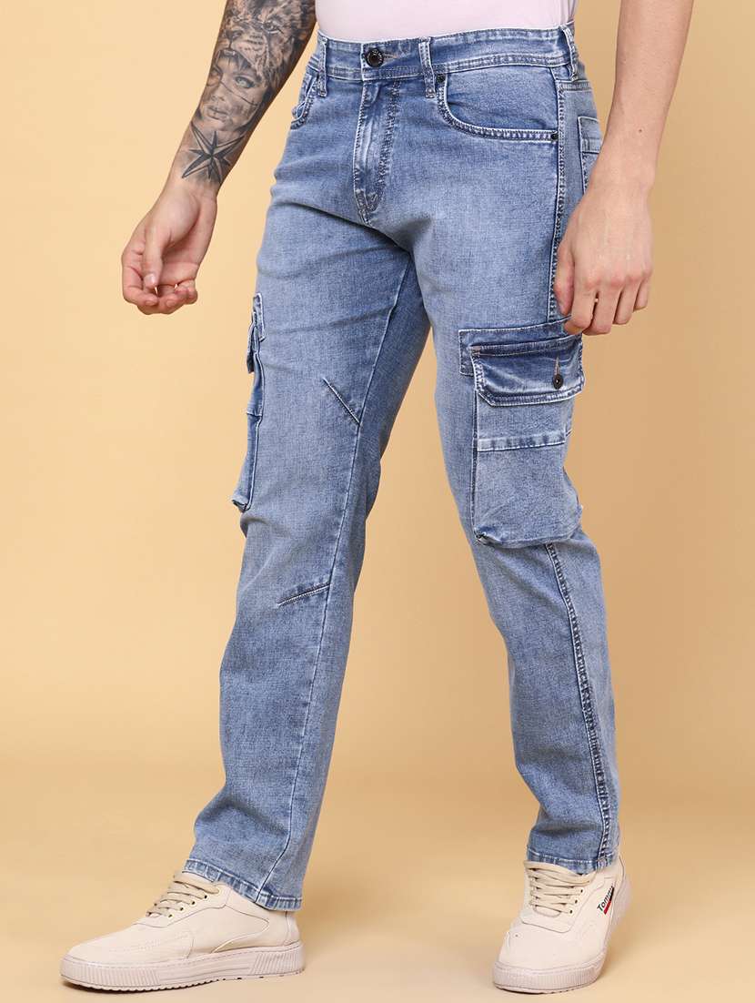 men washed mid rise regular fit cargo 
