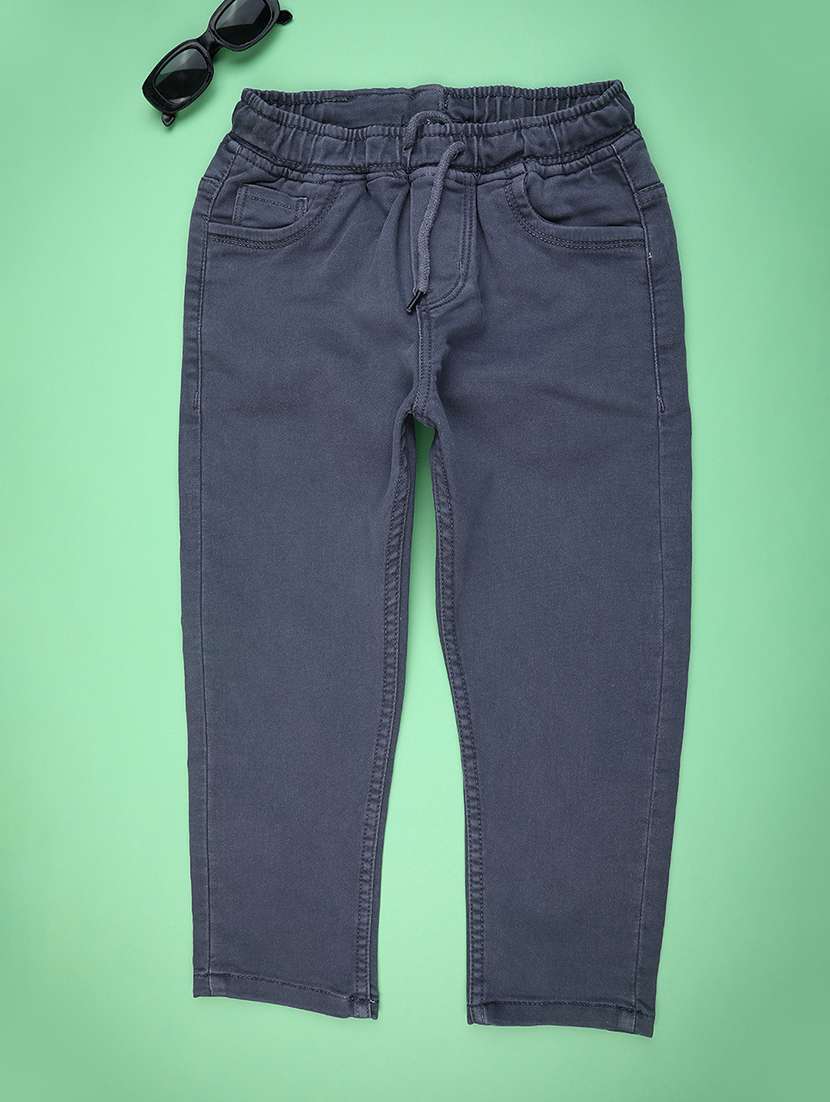 boys solid mid rise slim fit jeans