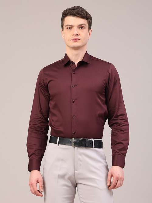 Men Solid Long Sleeve Slim Fit Formal Shirt