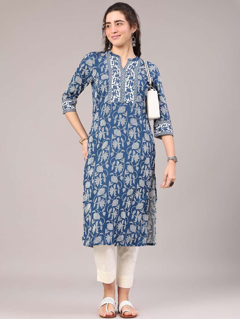 women printed three quarter sleeve straight kurta